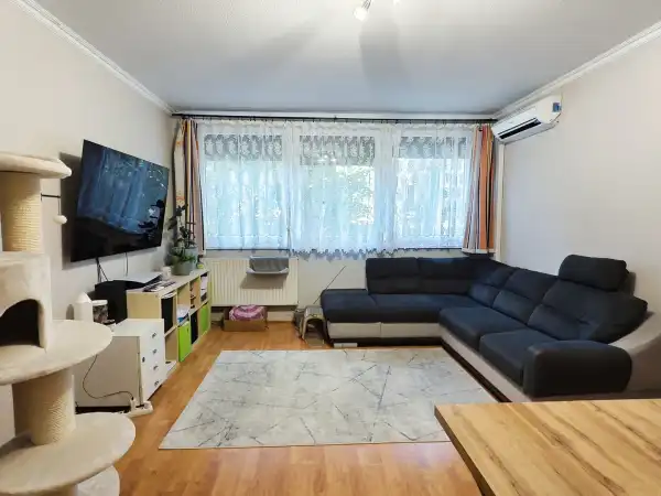 Eladó panellakás, Budapest, XIV. kerület 1+2 szoba 56 m² 65.4 M Ft