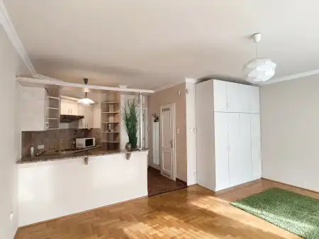 Kiadó téglalakás, Budapest, III. kerület 1 szoba 33 m² 190 E Ft/hó